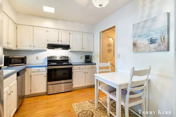 Holland, MI 49423,1992 S Shore Drive #2