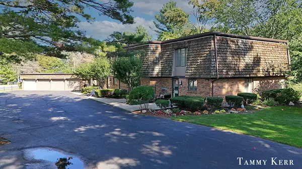 Holland, MI 49423,1992 S Shore Drive #2