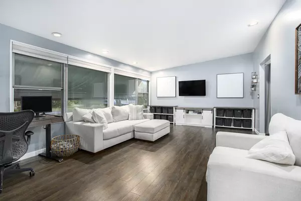 Battle Creek, MI 49015,32 Golden Avenue