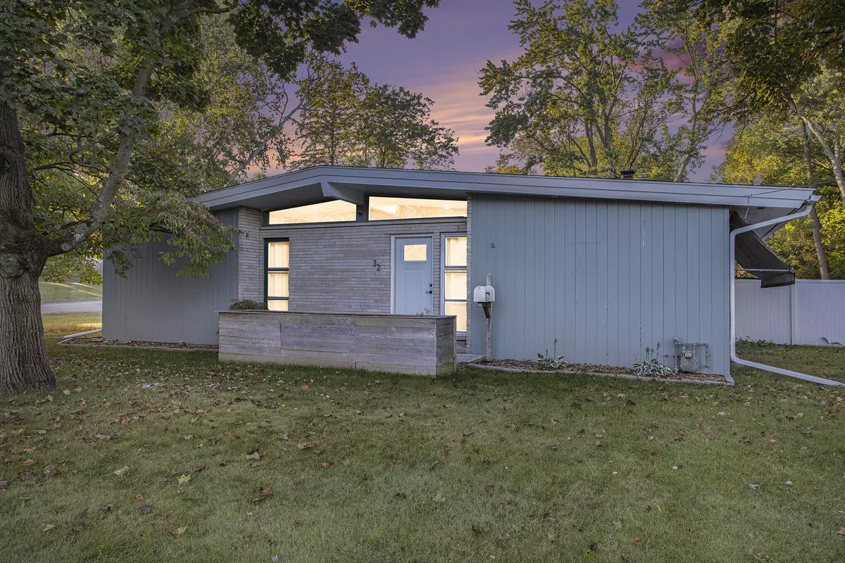 Battle Creek, MI 49015,32 Golden Avenue