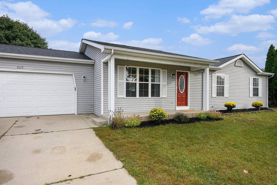 1025 Allen Court, Plainwell, MI 49080