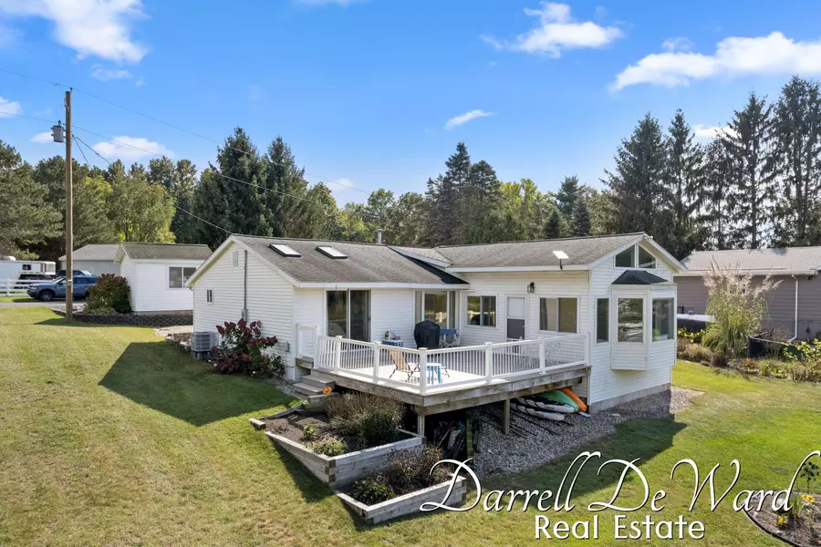 8293 Willson Drive, Middleville, MI 49333