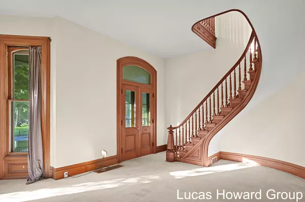 Ionia, MI 48846,260 E Main Street