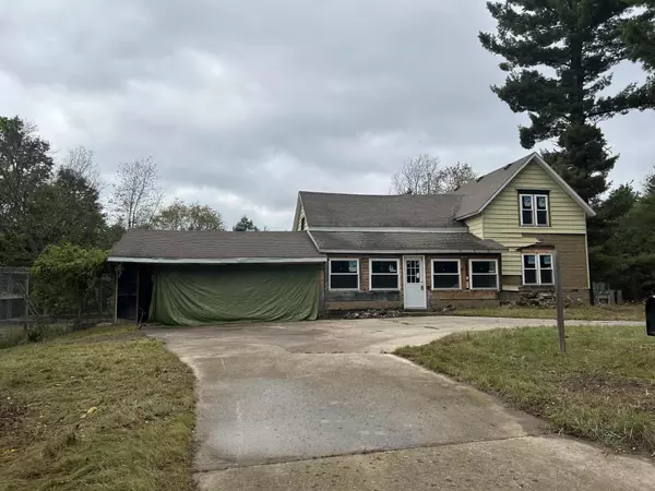 8710 Jouppi Road, Kaleva, MI 49645