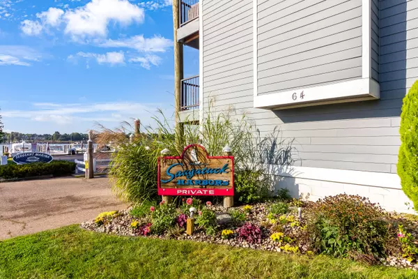 Saugatuck, MI 49453,64 Griffith Street Street #17