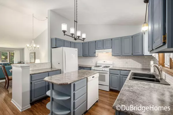 Grand Rapids, MI 49534,1034 Country Gardens NW #29