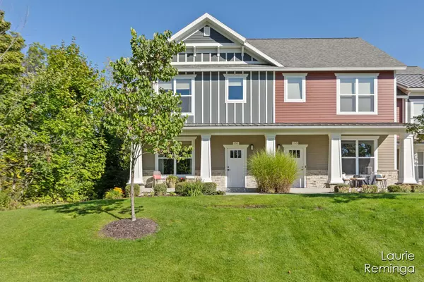 151 Tamarack NE Lane, Rockford, MI 49341