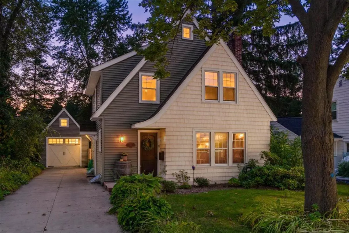 Kalamazoo, MI 49001,828 Lakeway Avenue