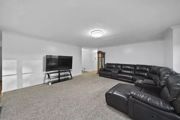 Jackson, MI 49201,5123 S Granite Street