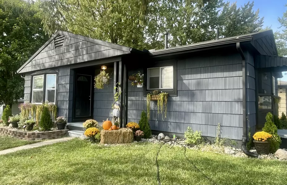 528 Arthur Street, Chelsea, MI 48118