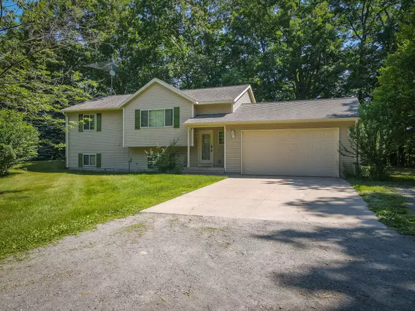8594 S Felch Avenue, Newaygo, MI 49337
