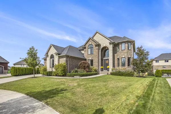 56096 LARIO Court, Macomb, MI 48042