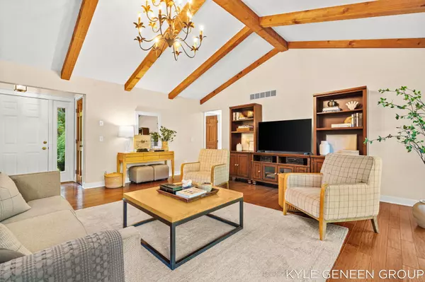Holland, MI 49424,4186 N Lakeshore Drive