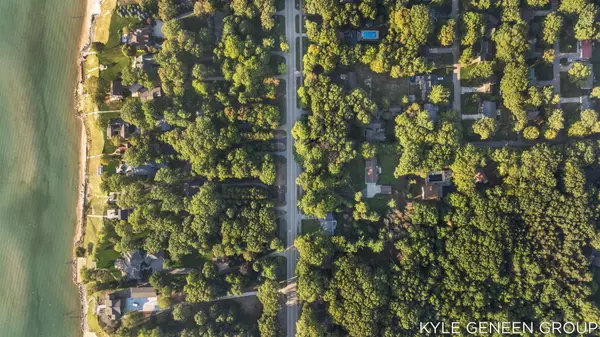 Holland, MI 49424,4186 N Lakeshore Drive