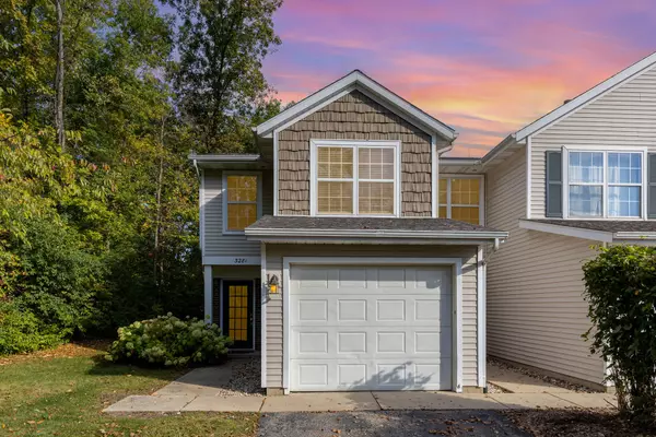 3281 Park Ridge NE Lane, Grand Rapids, MI 49525