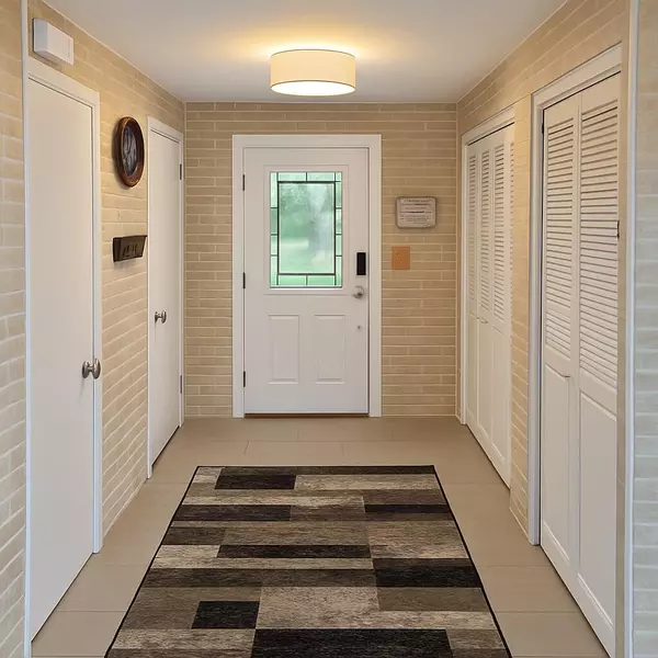 Manistee, MI 49660,289 McNitt Road