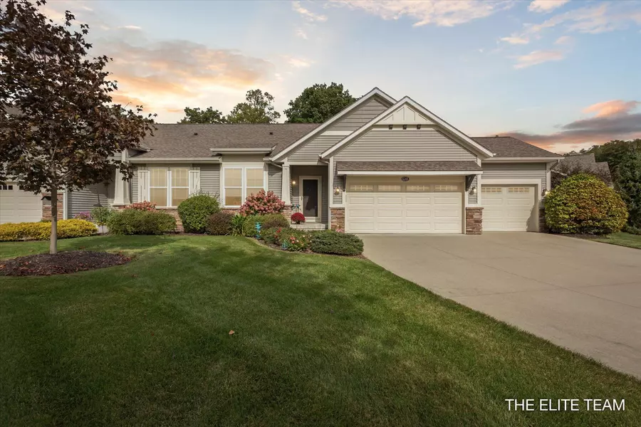 6215 Red Ash SE Court #86, Caledonia, MI 49316