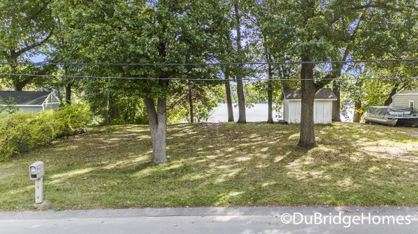 Grand Rapids, MI 49525,2258-B Edgewater NE Drive