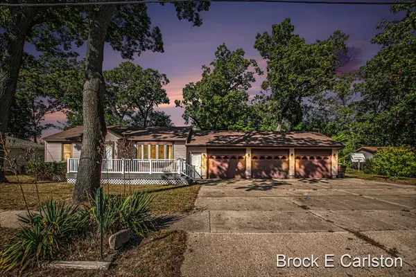 Muskegon, MI 49444,2384 E Columbia Avenue