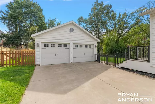 Grand Rapids, MI 49506,2462 Beechwood SE Drive