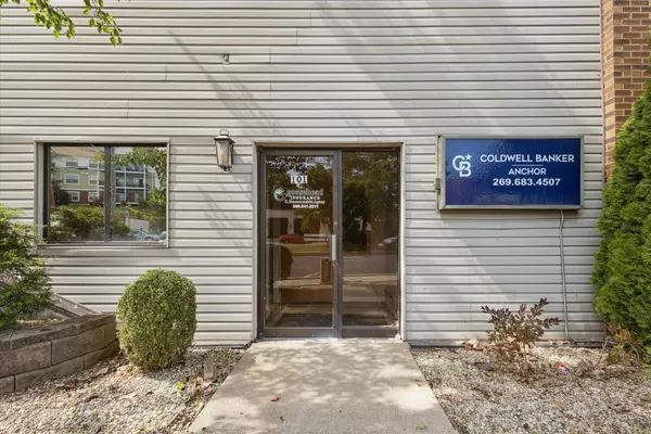 Niles, MI 49120,20 N 2nd Street