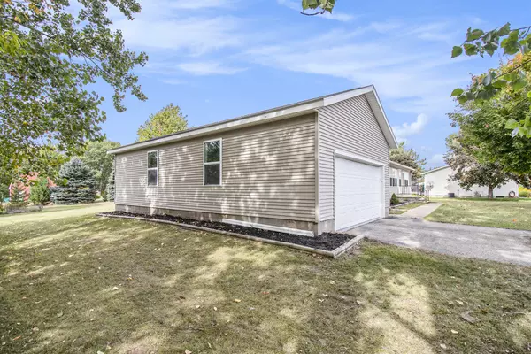 Charlevoix, MI 49720,4895 Castleview Drive