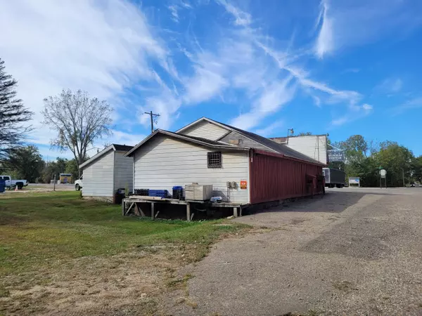 Vermontville, MI 49096,2996 N Ionia Road