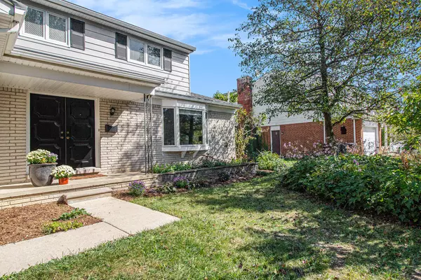 Ann Arbor, MI 48103,2225 Steeplechase Drive