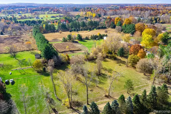 Metamora, MI 48455,5323 Hickory Drive Drive