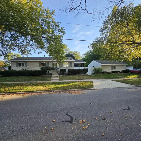 240 Eleanor NE Street, Grand Rapids, MI 49505