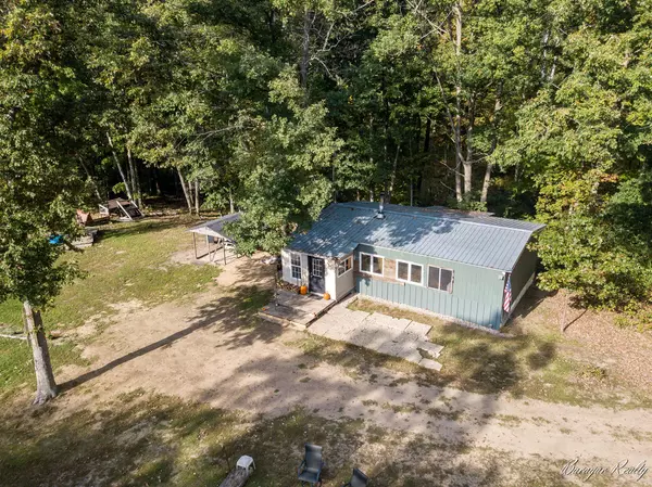 3747 220th Avenue, Morley, MI 49336