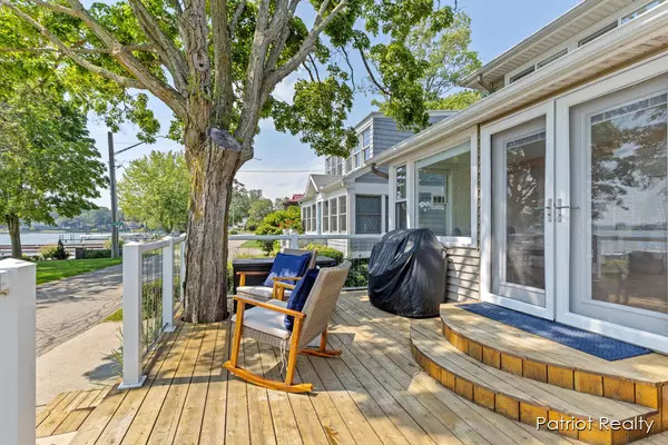 Spring Lake, MI 49456,16631 Lakeview Street