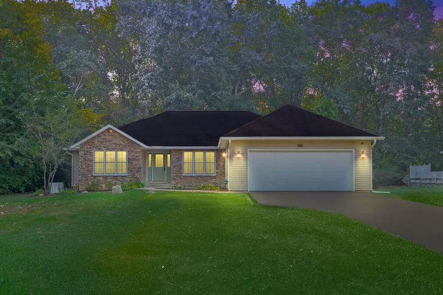 1604 Orchard Lane, Niles, MI 49120