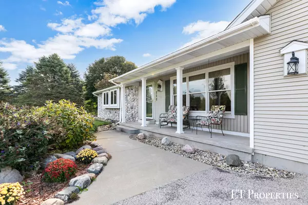 Kent City, MI 49330,222 Sherman Boulevard