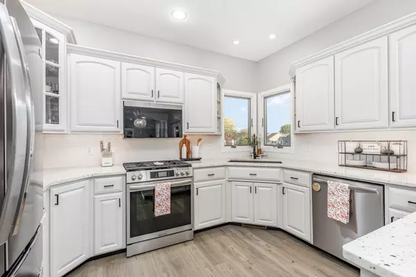 Jenison, MI 49428,2483 Willow Creek Court