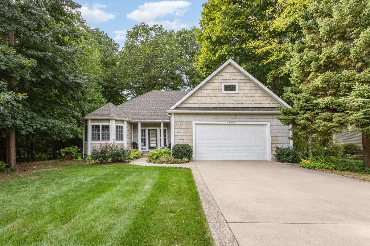 Grand Haven, MI 49417,13785 Lake Sedge Drive