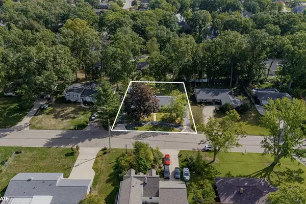 Portage, MI 49024,7717-7721 Julie Drive Drive