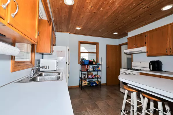 Grand Rapids, MI 49507,1006 Merritt SE Street