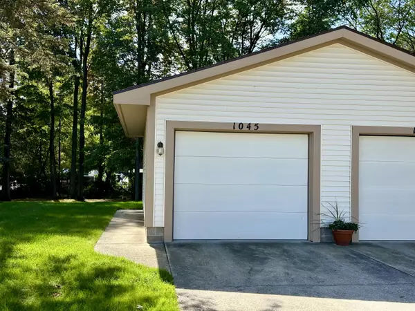 1045 Leroux Road, Muskegon, MI 49441