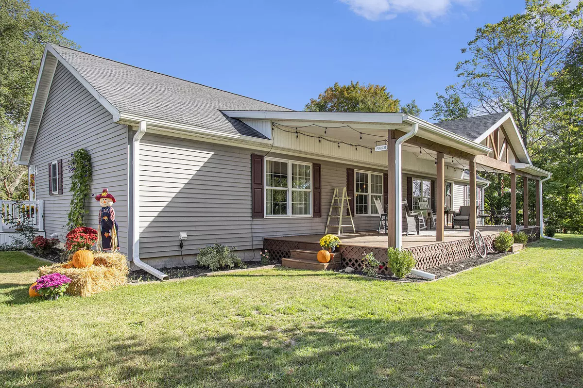 Bronson, MI 49028,912 W Colon Road