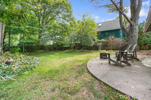 Douglas, MI 49406,43 Ellis Street