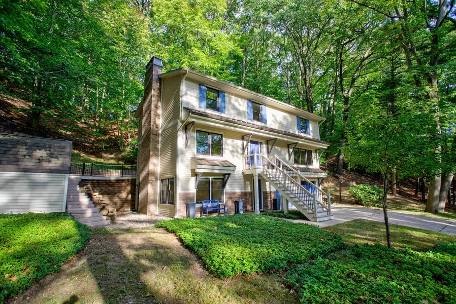 401 Stickney Ridge Road, Grand Haven, MI 49417