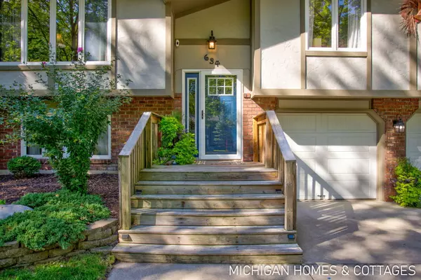 Holland, MI 49423,634 Blackbass Avenue