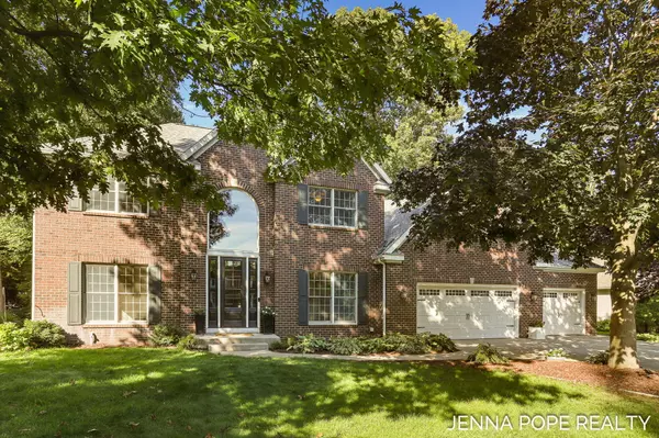 Spring Lake, MI 49456,15375 Oak Point Drive