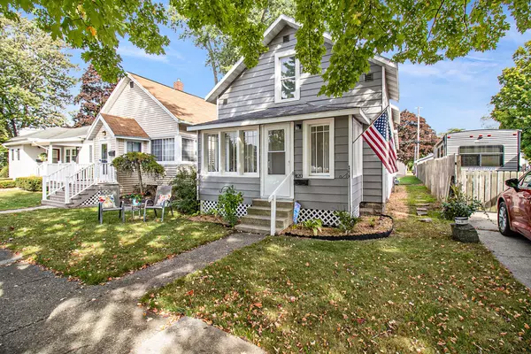 Ludington, MI 49431,420 N Robert Street
