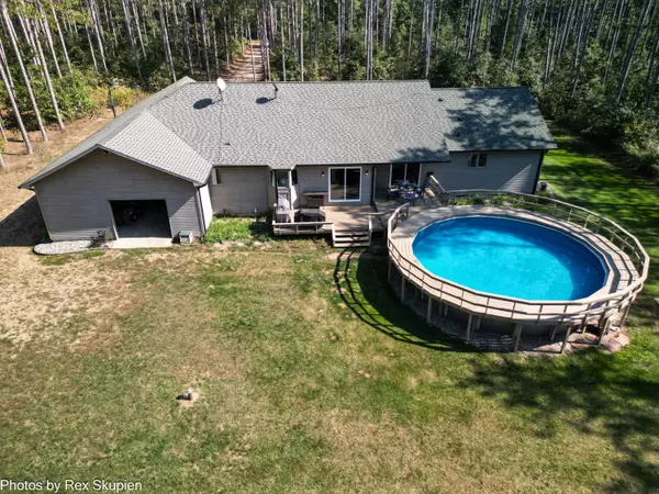 Newaygo, MI 49337,6481 S Tall Pine Trail