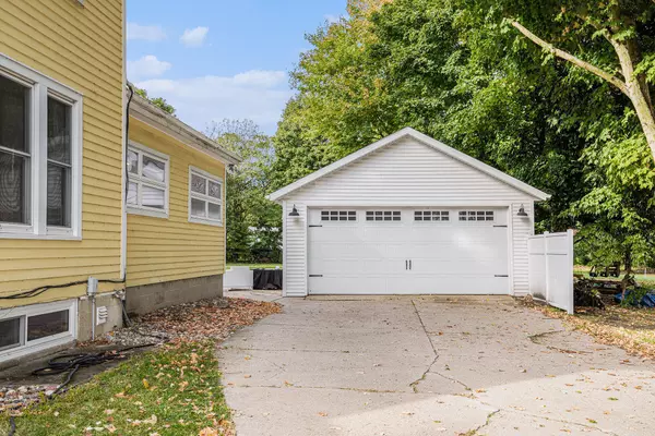 Niles, MI 49120,537 Grant Street