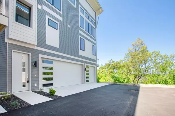 631 Fairview NE Avenue #3, Grand Rapids, MI 49503