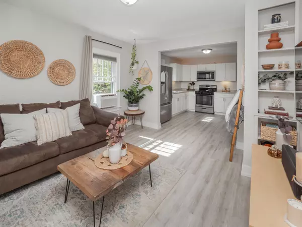 Kalamazoo, MI 49008,3316 Lowden Street