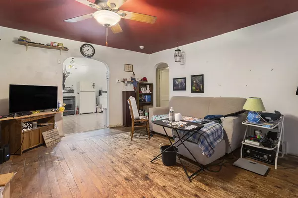 Kalamazoo, MI 49048,535 Washburn Avenue